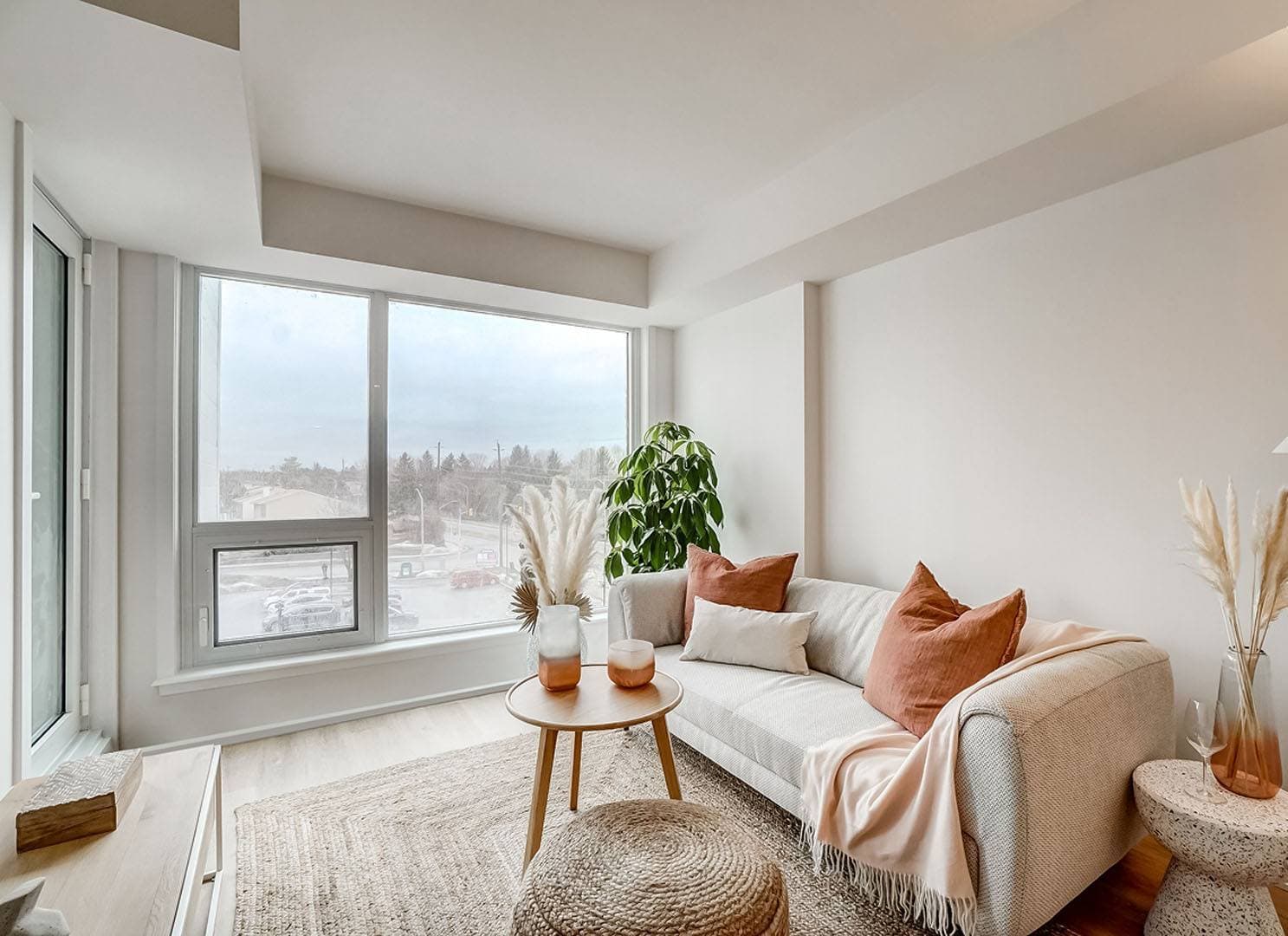 Baseline — 2 Bedrooms - Photo 13