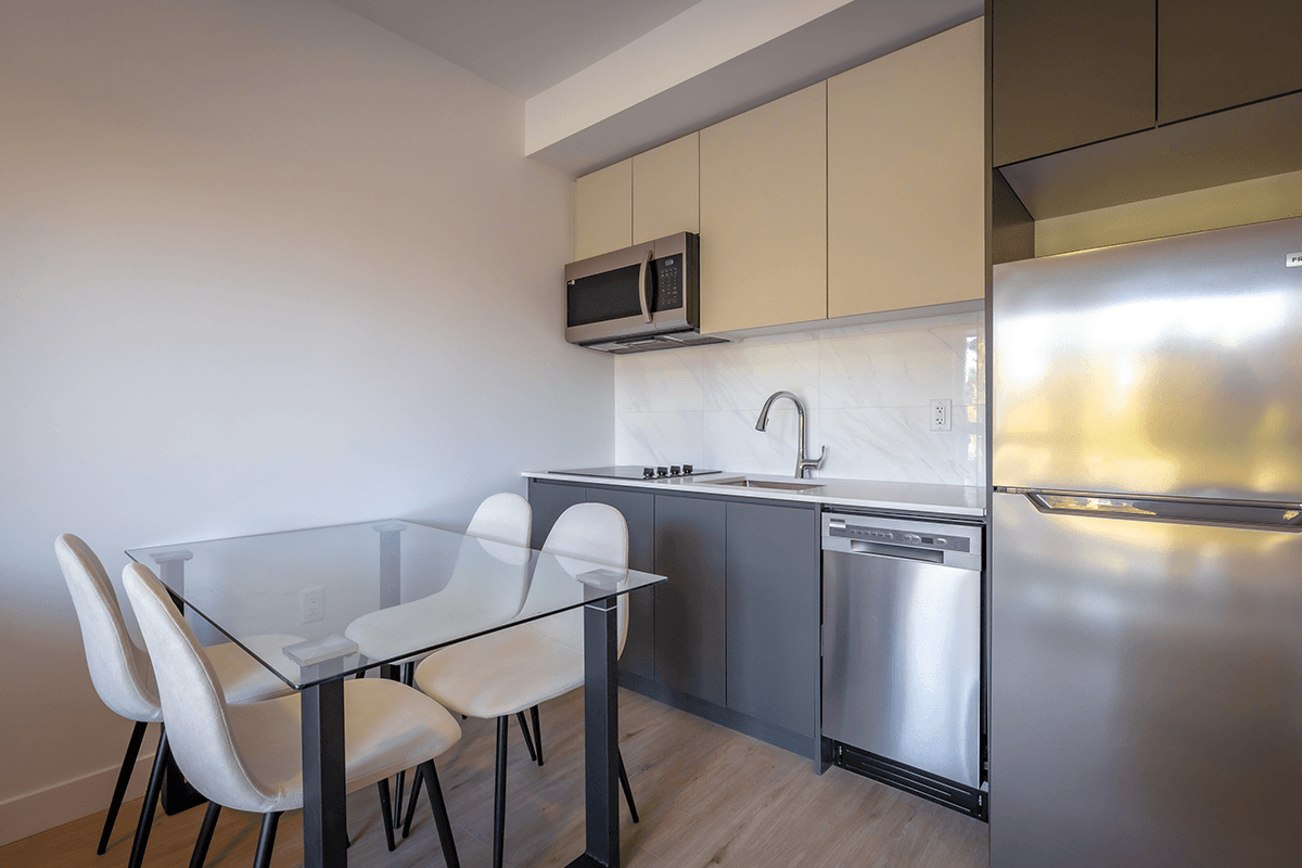 Axir Apartments — apartment/condo - Photo 4