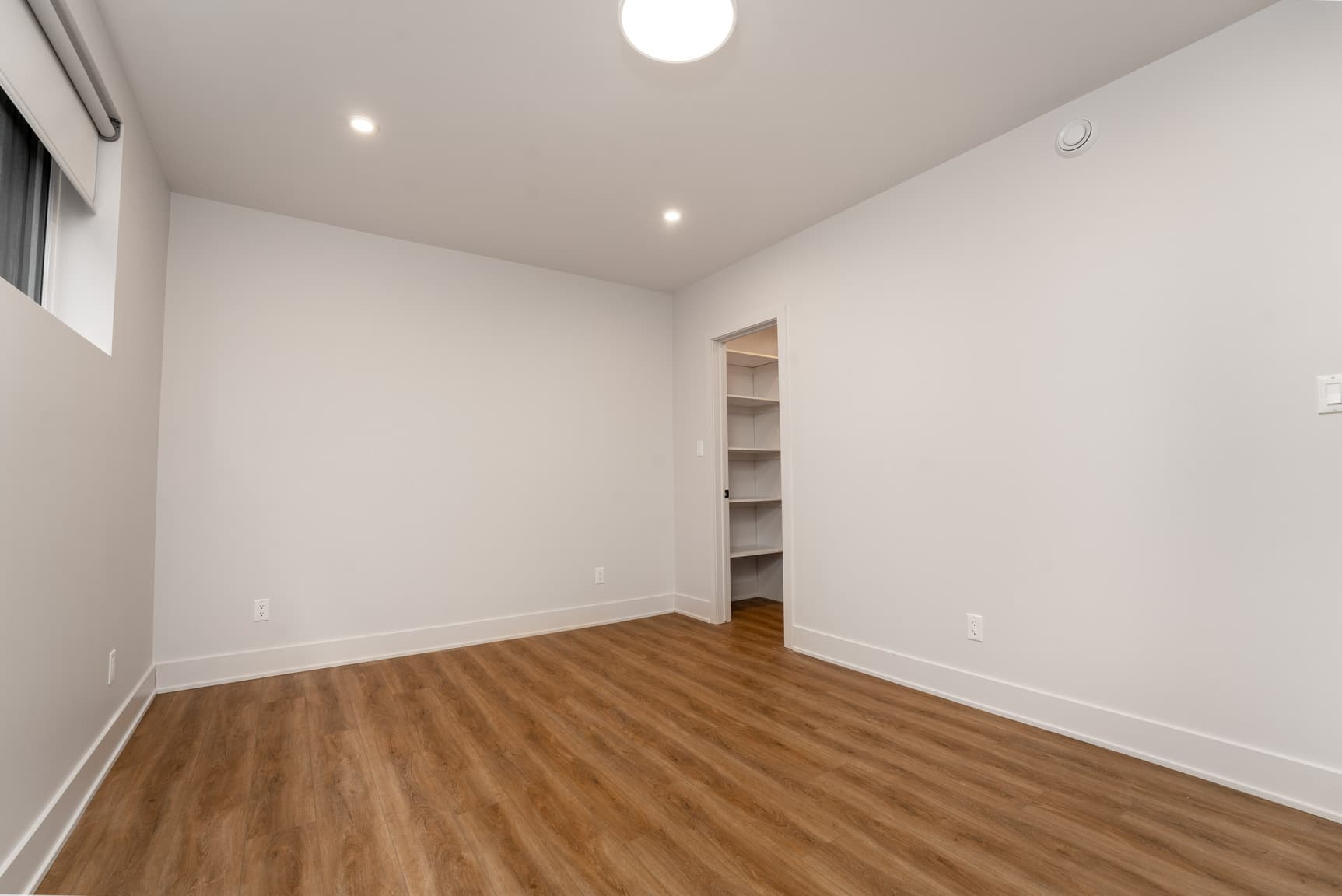 85 Rosemount Avenue — 1 Bedroom - Photo 15