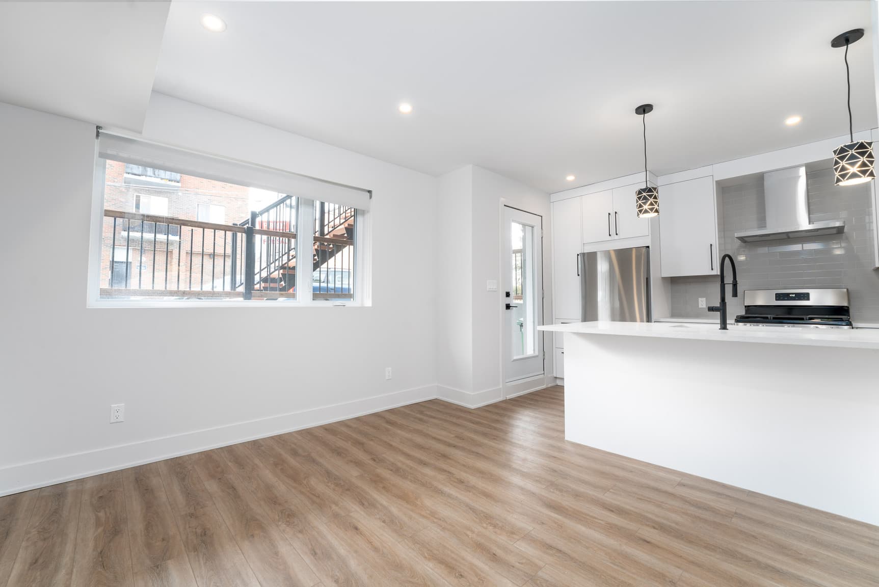 85 Rosemount Avenue — 1 Bedroom - Photo 6